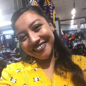 Meet your Posher, Desiree